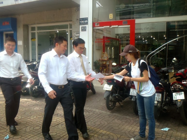 Dịch vụ nhận phát tờ rơi cho sinh viên giá rẻ tại Hà Nội