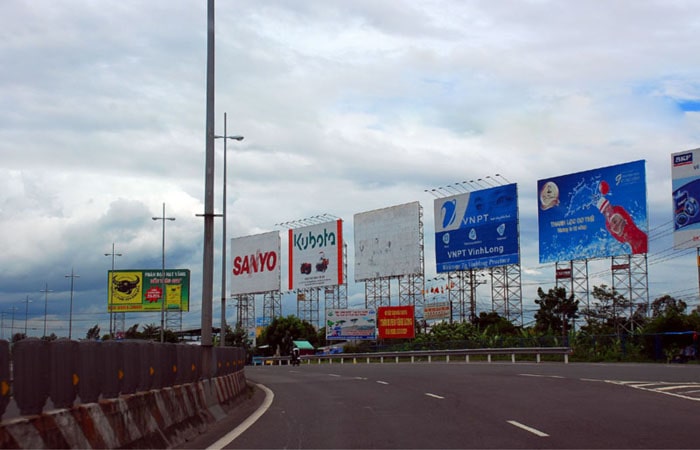 Làm biển quảng cáo bạt Hiflex giá rẻ tại Ninh Bình